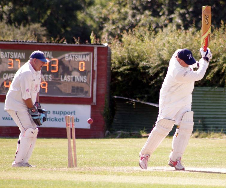 Hooks Martin Rees is bowled